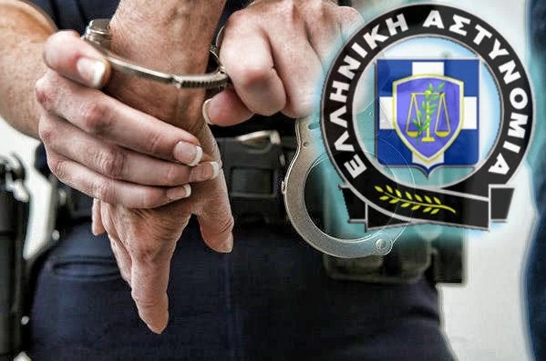 Λαμία: Συνελήφθη 44χρονος Αλβανός που χτύπησε τη μητέρα του και απειλούσε με μαχαίρι αστυνομικούς